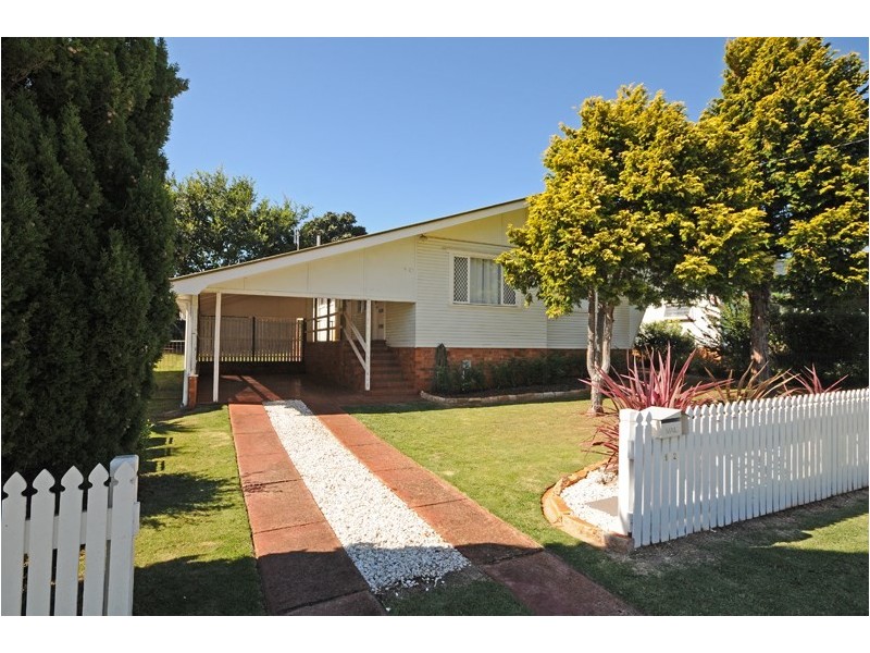 12 Winifred Street, South Toowoomba QLD 4350