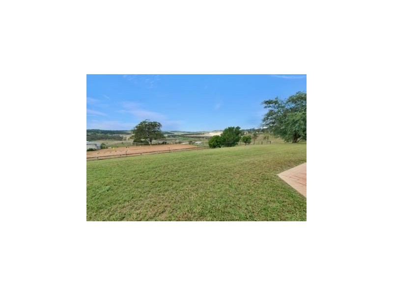 8a Junction Drive, Gowrie Junction QLD 4352