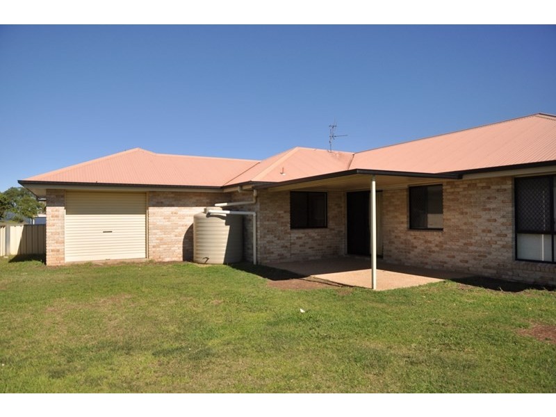 4 Jacob Court, Westbrook QLD 4350