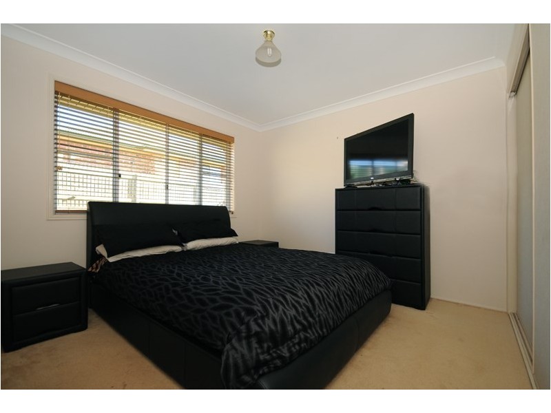 64 Bouganvillea Drive, Middle Ridge QLD 4350