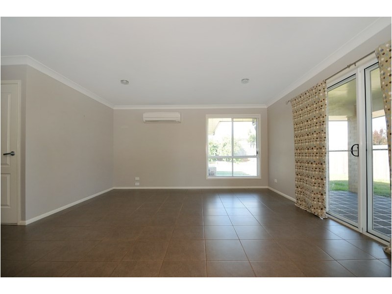 59 Smythe Drive, Highfields QLD 4352
