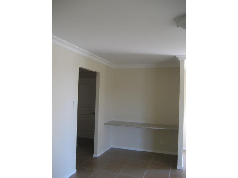 2/2 Yearling Close, Glenvale QLD 4350