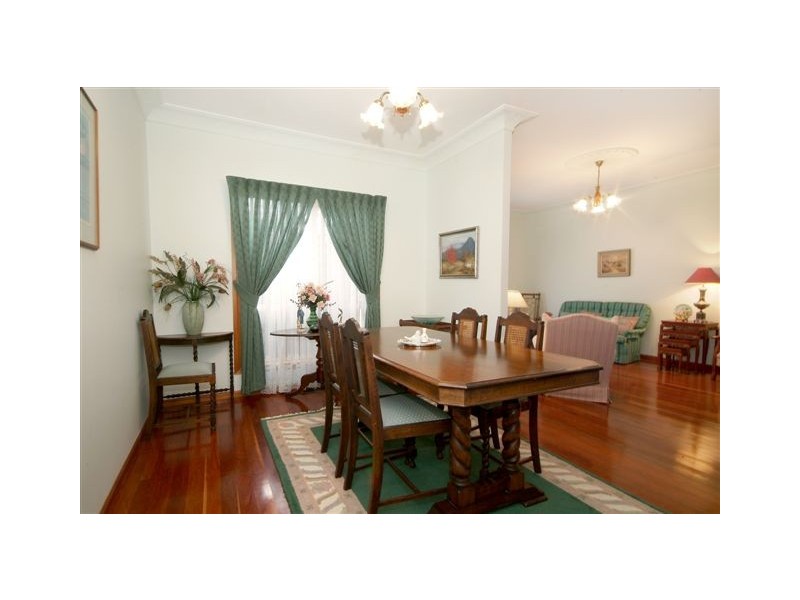 4 Poinsettia Court, Middle Ridge QLD 4350