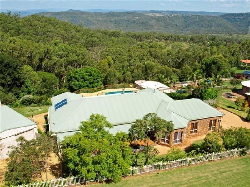 14 Trafalgar Street, Middle Ridge QLD 4350
