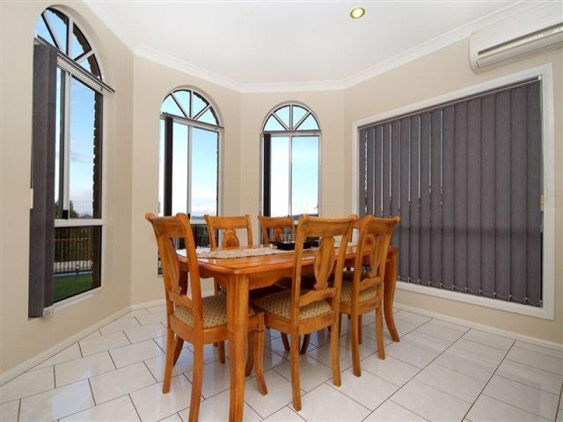 14 Trafalgar Street, Middle Ridge QLD 4350