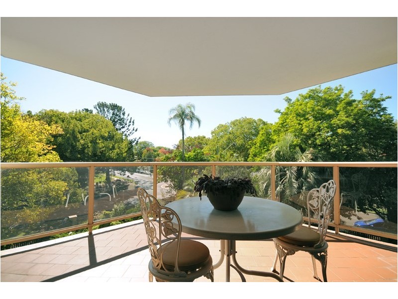 11/80 Margaret Street, East Toowoomba QLD 4350