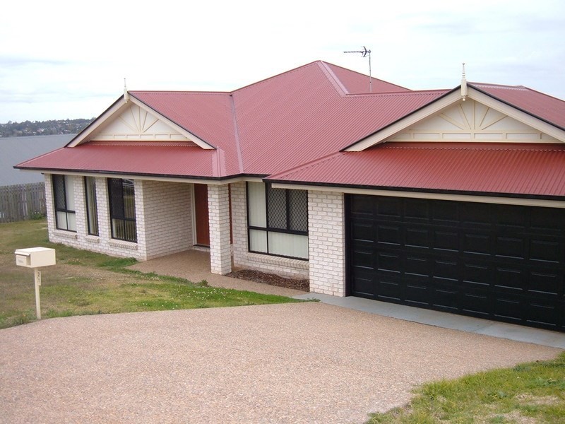 21 McShane Drive, Mount Kynoch QLD 4350