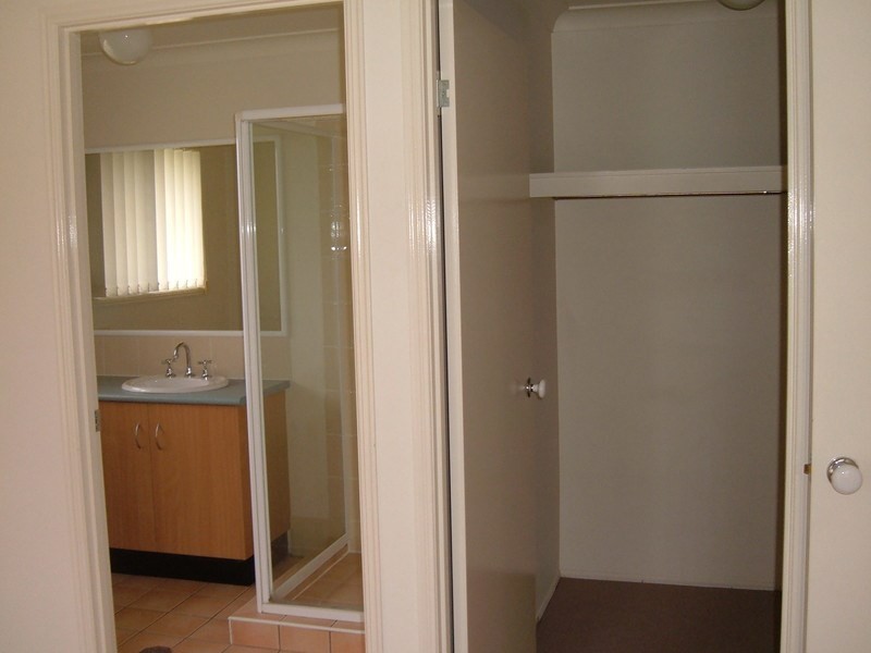 21 McShane Drive, Mount Kynoch QLD 4350