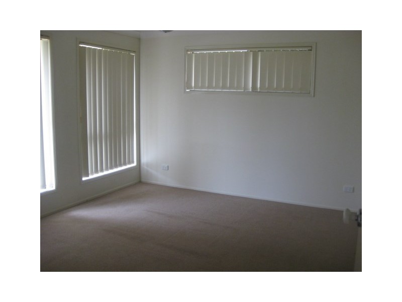 21 McShane Drive, Mount Kynoch QLD 4350