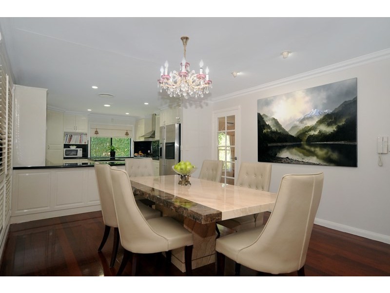 215 Rowbotham Street, Middle Ridge QLD 4350