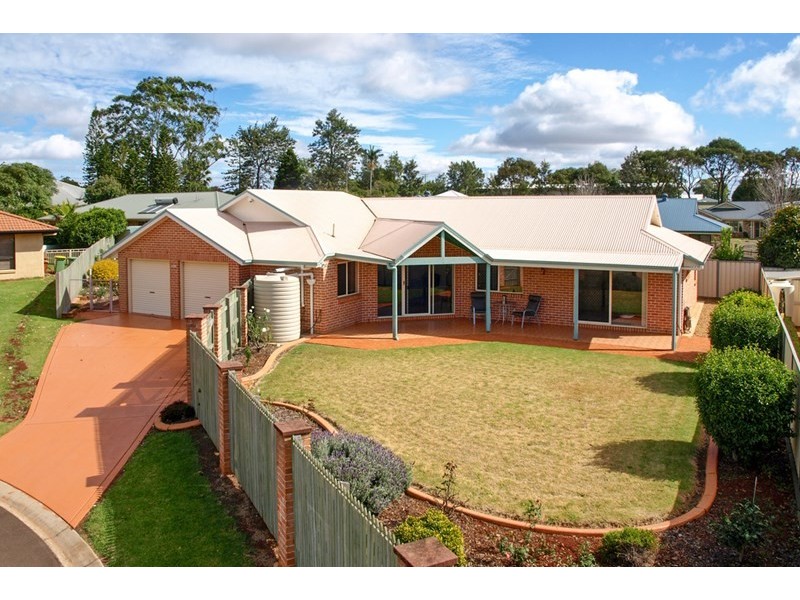 7 Drumcoes Court, Middle Ridge QLD 4350