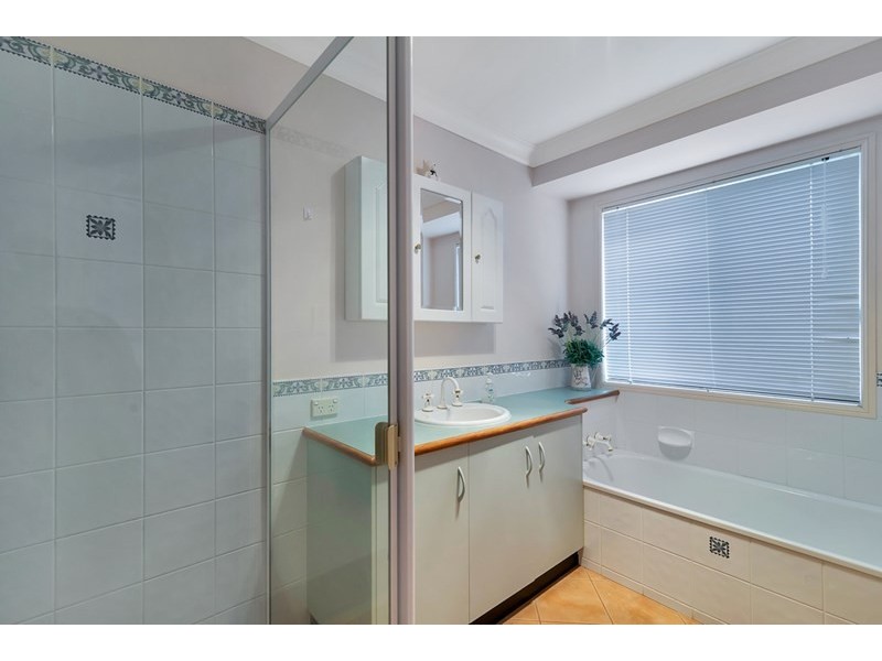 7 Drumcoes Court, Middle Ridge QLD 4350