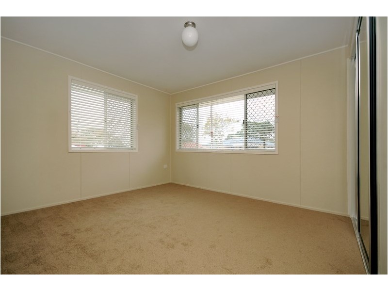 22 Cleary Street, Centenary Heights QLD 4350