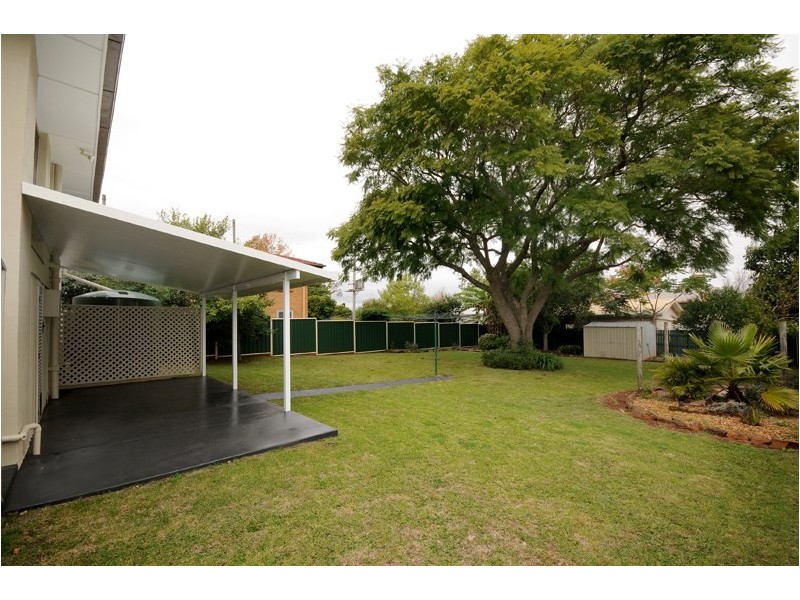 22 Cleary Street, Centenary Heights QLD 4350