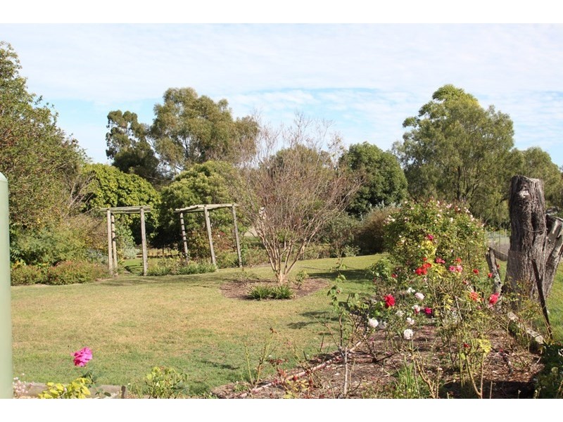 15 Leahy Drive, Kingsthorpe QLD 4400