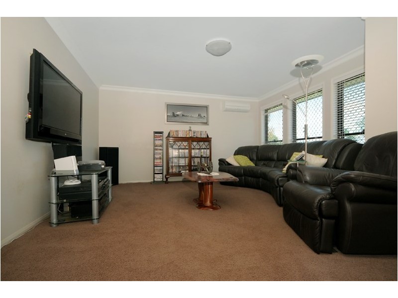 35 Nioka Drive, Highfields QLD 4352