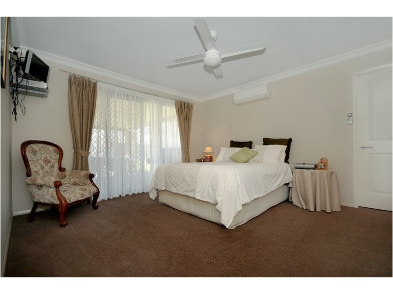 35 Nioka Drive, Highfields QLD 4352