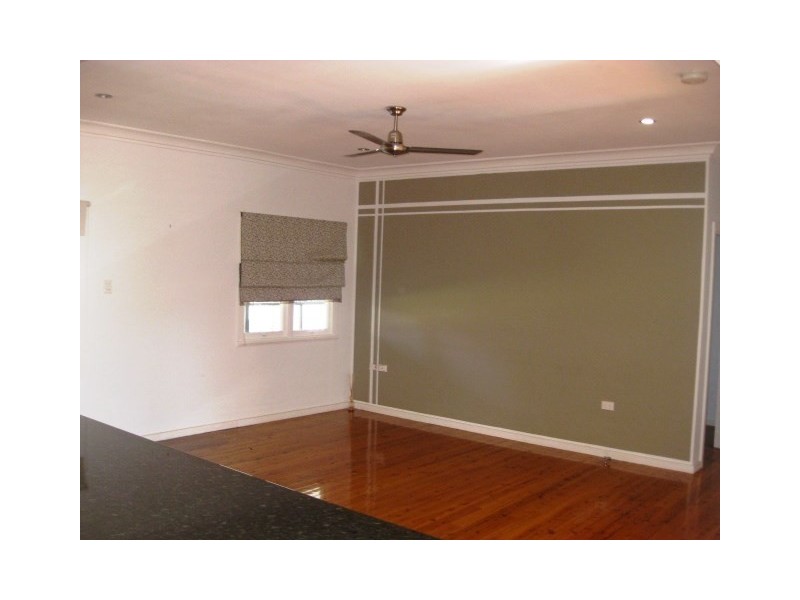 4 Roessler Street, Rangeville QLD 4350