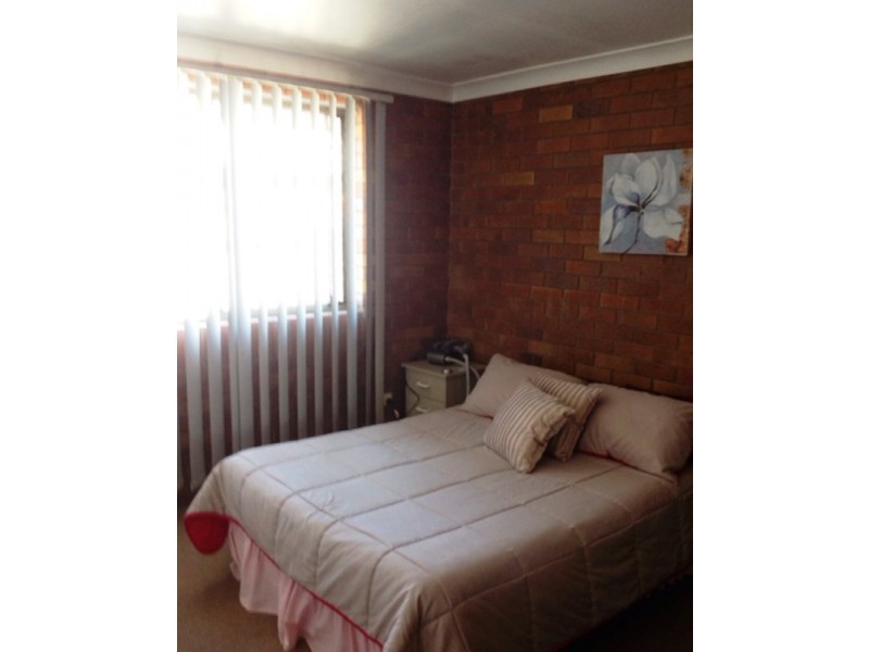 2/2 Hodgen Street, South Toowoomba QLD 4350