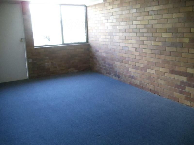 2/2 Hodgen Street, South Toowoomba QLD 4350