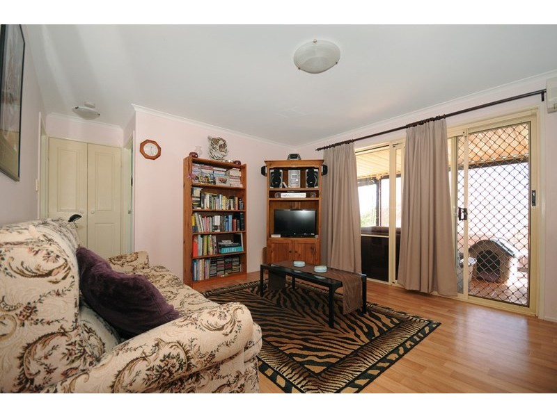 6 Quinlan Court, Darling Heights QLD 4350