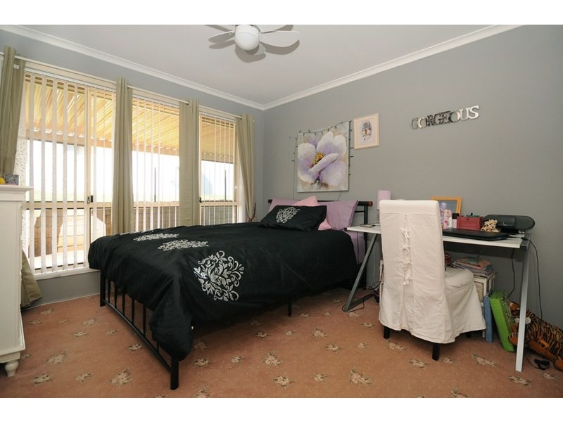6 Quinlan Court, Darling Heights QLD 4350