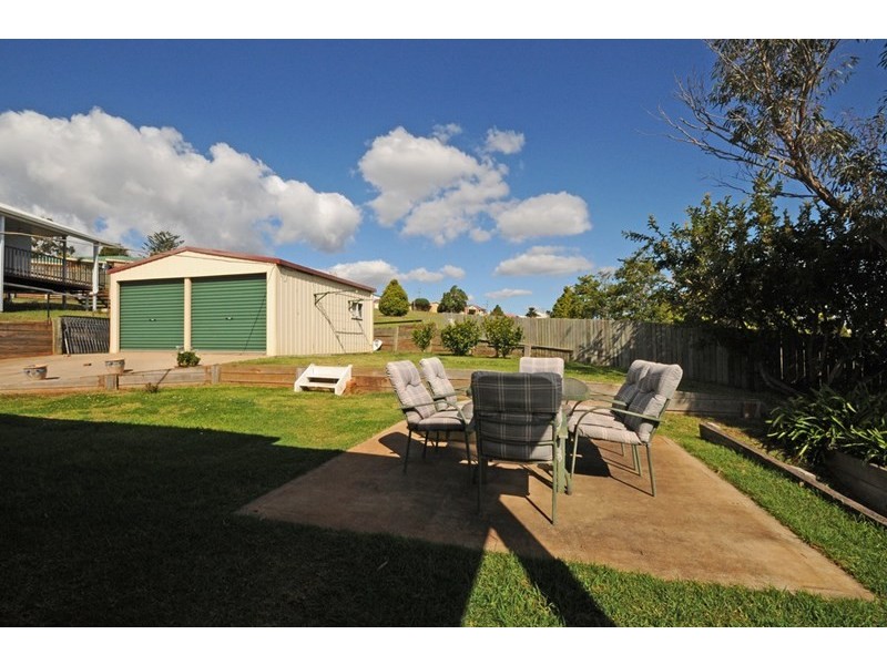 6 Quinlan Court, Darling Heights QLD 4350