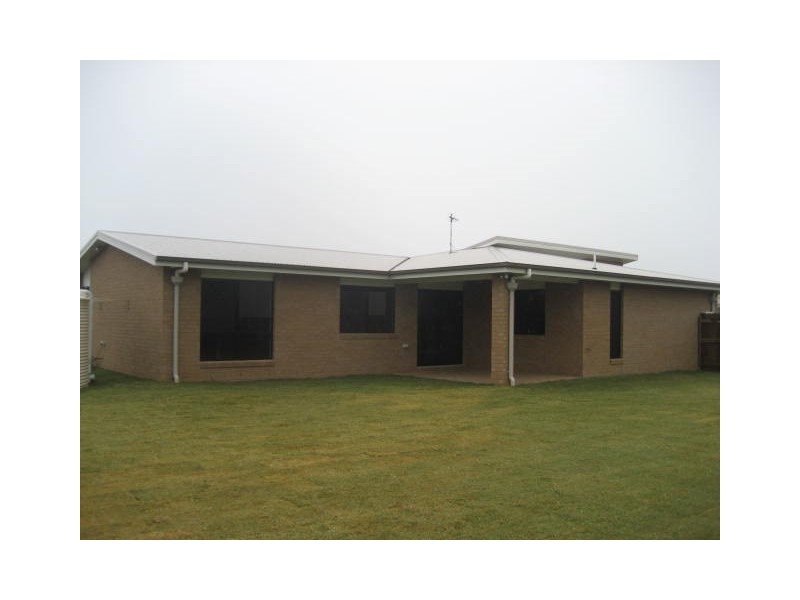 42 Whitman Street, Westbrook QLD 4350