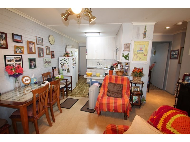 1 and 2/1 Behland Street, Kearneys Spring QLD 4350