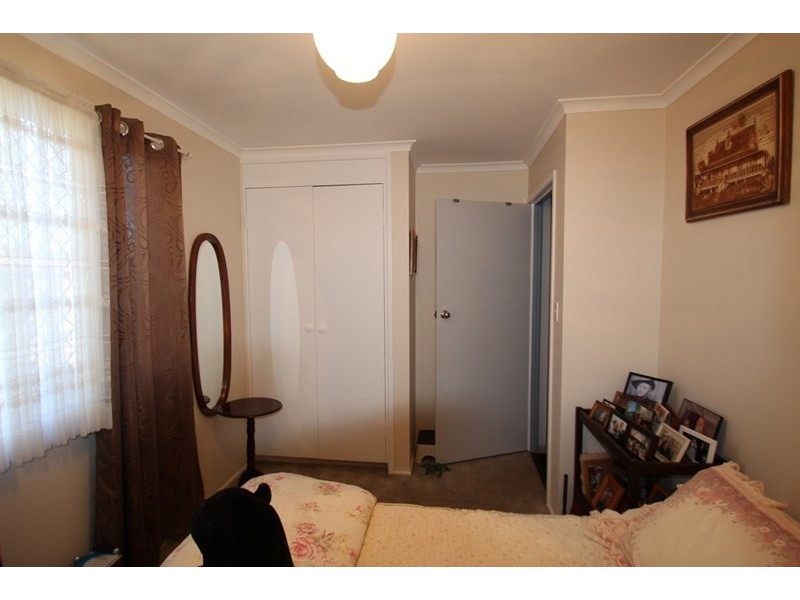 1 and 2/1 Behland Street, Kearneys Spring QLD 4350