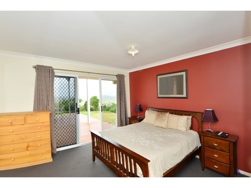21 Hilltop Drive, Gowrie Junction QLD 4352