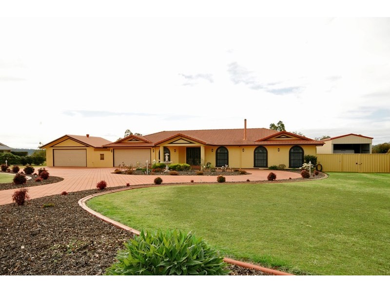 49 Cotswold Hills Drive, Cotswold Hills QLD 4350
