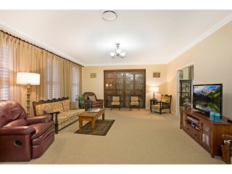 5 Caithness Court, Middle Ridge QLD 4350