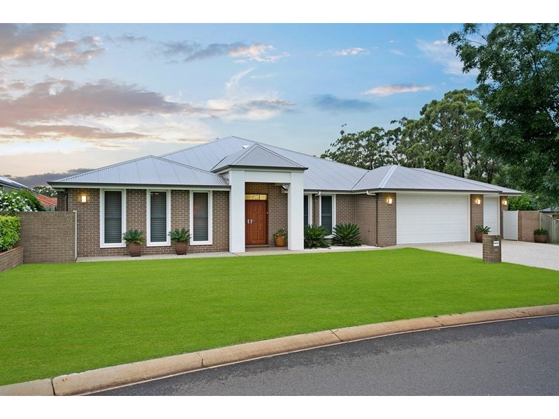 5 Caithness Court, Middle Ridge QLD 4350