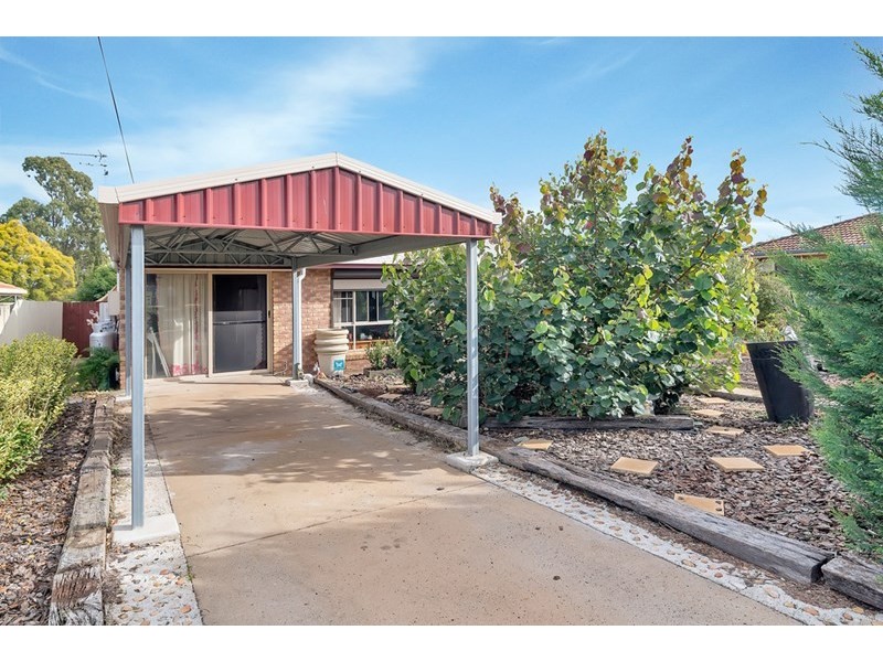 10 Gladstone Street, Wyreema QLD 4352