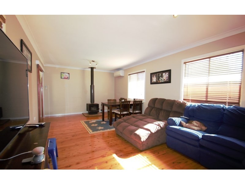 29 Hursley Road, Newtown QLD 4350