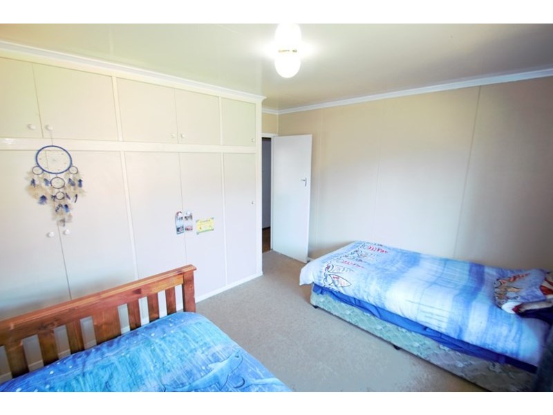 29 Hursley Road, Newtown QLD 4350