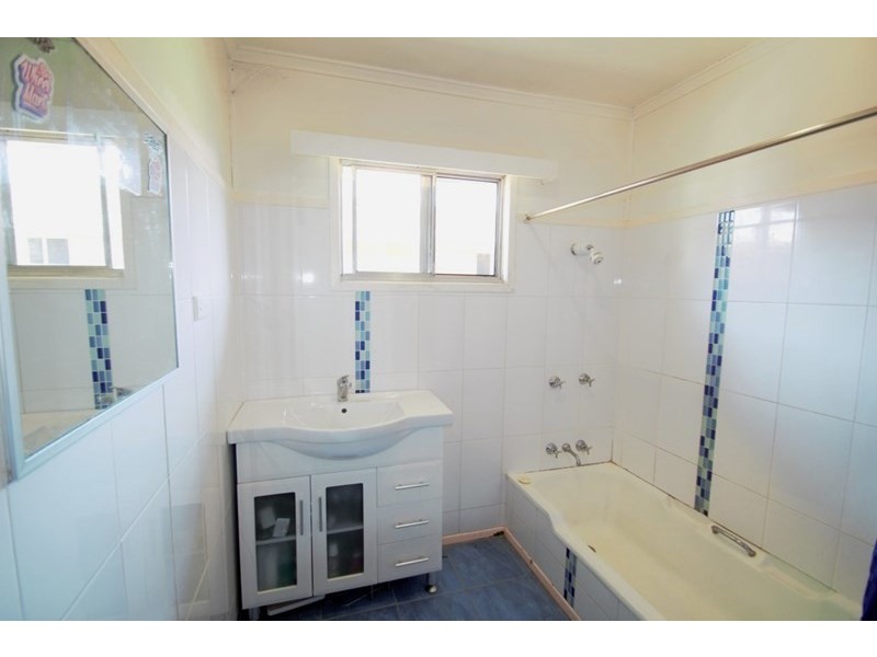 29 Hursley Road, Newtown QLD 4350