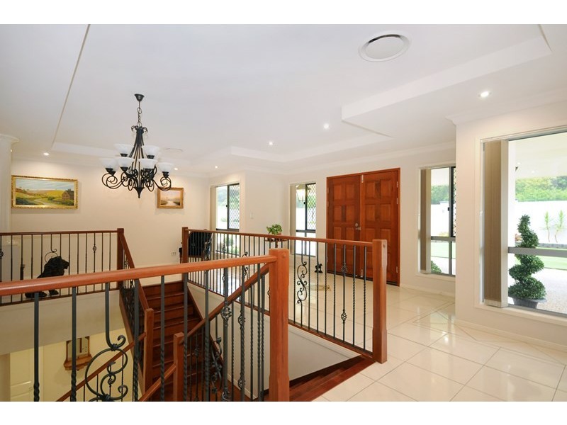 192 Rowbotham Street, Middle Ridge QLD 4350