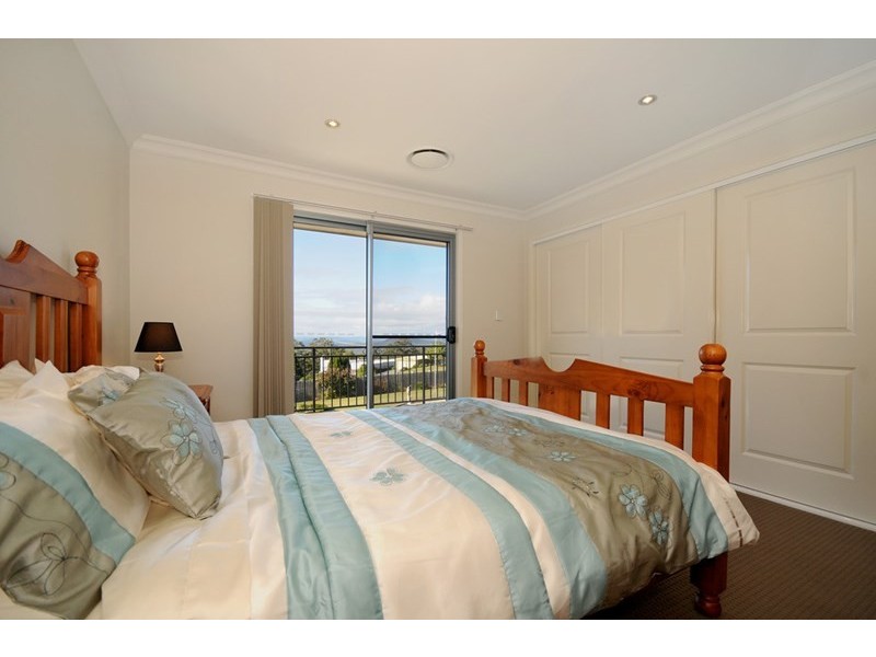 192 Rowbotham Street, Middle Ridge QLD 4350