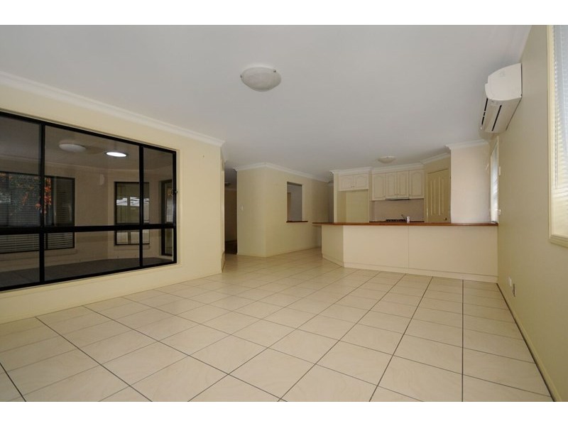 10 Jake Court, Middle Ridge QLD 4350
