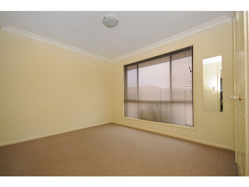 10 Jake Court, Middle Ridge QLD 4350