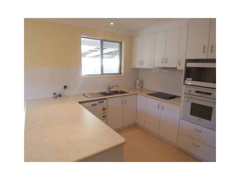 62 High Street, Rangeville QLD 4350