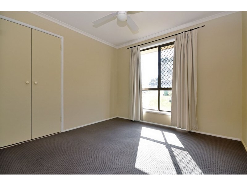 8 Bhutan Court, Newtown QLD 4350