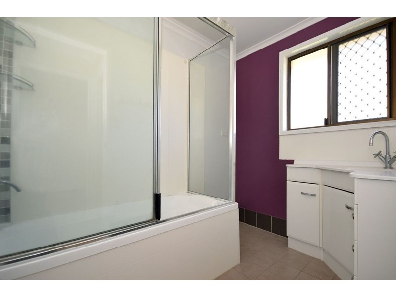 8 Bhutan Court, Newtown QLD 4350