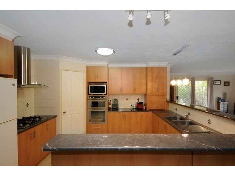 1 Bauer Court, Hodgson Vale QLD 4352