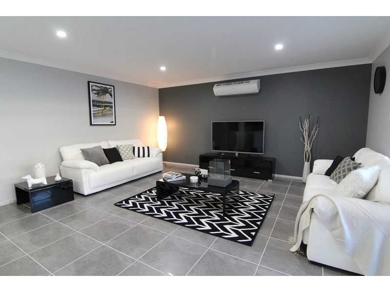 56 Bennett Street, Kleinton QLD 4352