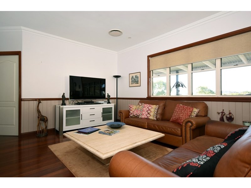 4 Garde Street, Centenary Heights QLD 4350