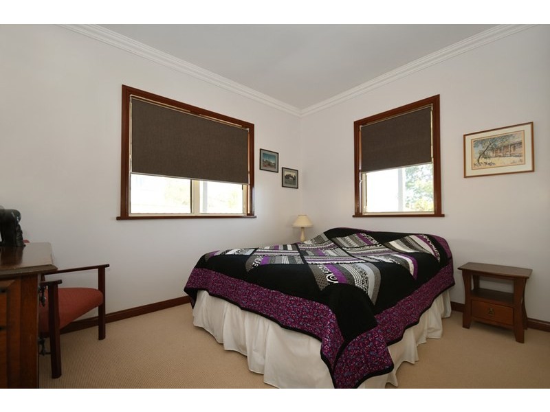 4 Garde Street, Centenary Heights QLD 4350