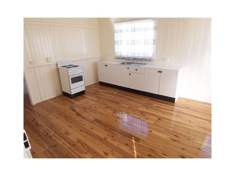 169 Jellicoe Street, Newtown QLD 4350